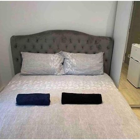 Central London Property-Ensuite, Double And Budget Room Exterior photo