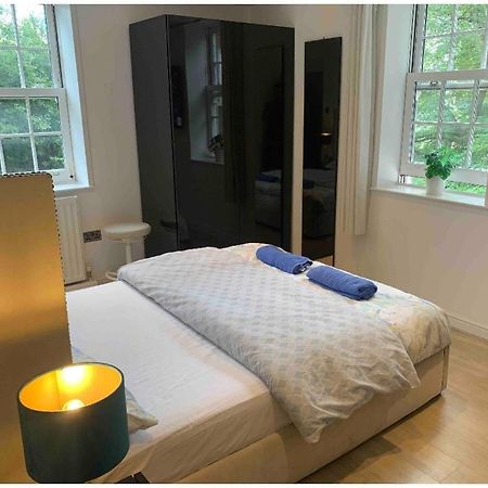 Central London Property-Ensuite, Double And Budget Room Exterior photo