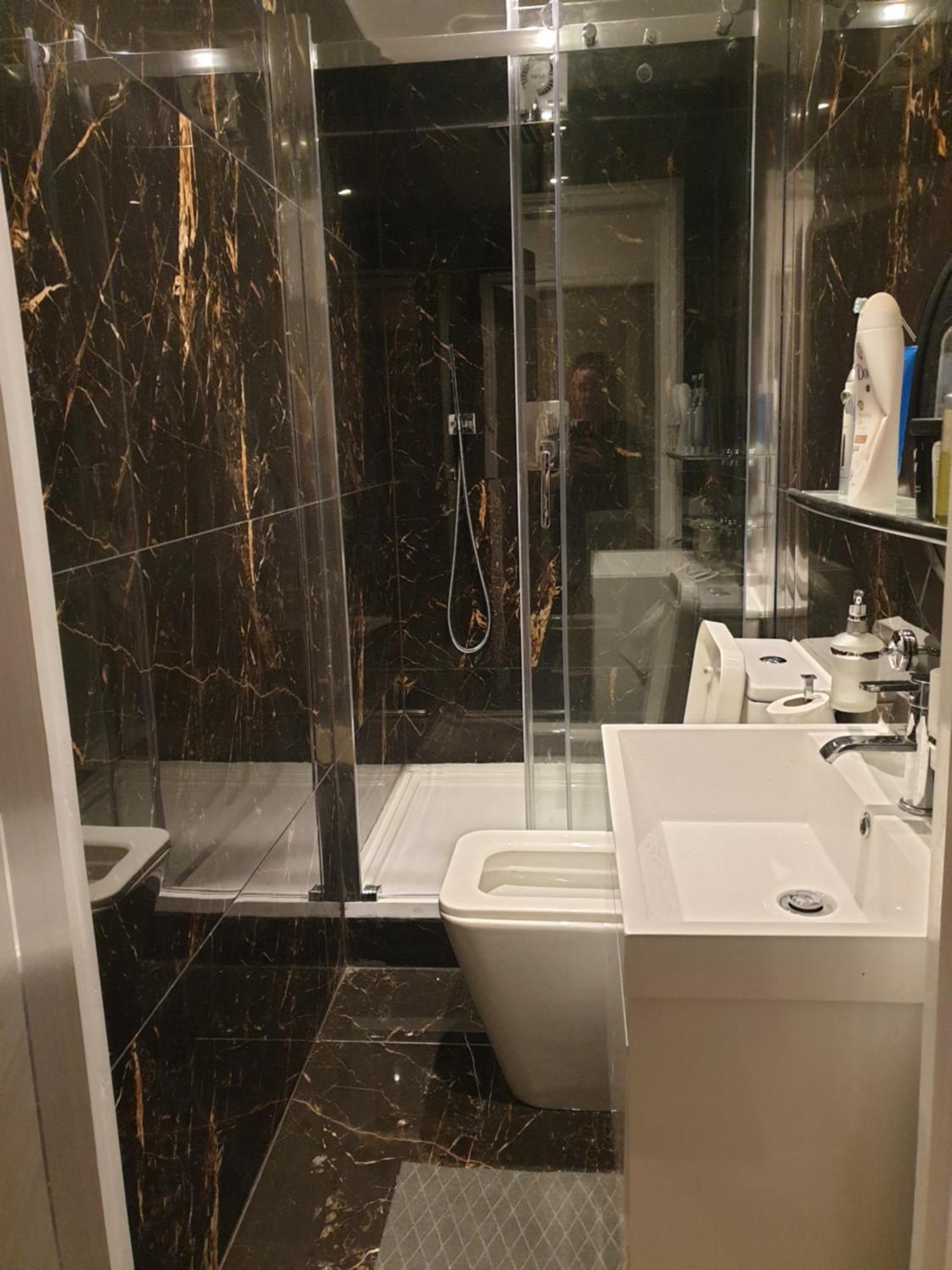 Central London Property-Ensuite, Double And Budget Room Exterior photo